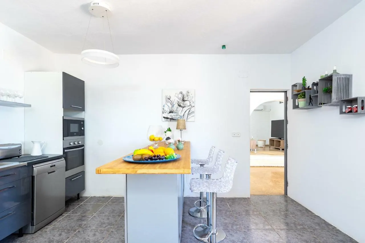 Stunning Beachclose Villa Fuengirola Beach By Costarentals - Ref 03